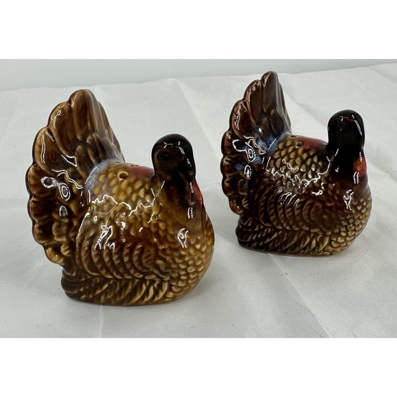 Vintage Turkey‎ Gobble Thanksgiving Ceramic Pottery Salt & Pepper Shakers - Picture 2 of 8
